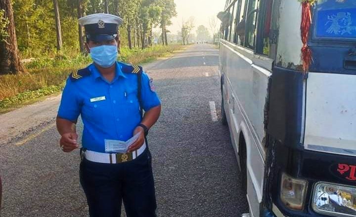 बाँकेमा पहिलो पटक ट्राफिक पोष्टको कमाण्ड महिलालाई दिइयो