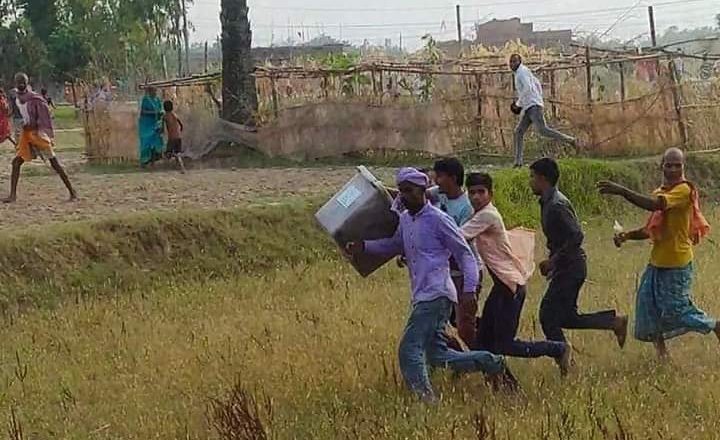 मत पेटी लिएर फरार भए स्थानिय, बाैधीमाईकाे २ मतदान केन्द्र स्थगित