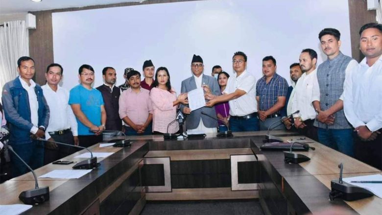 पेट्रोलियम पदार्थको मुल्यमा पुर्न विचार गर्ने :उद्योग मन्त्री