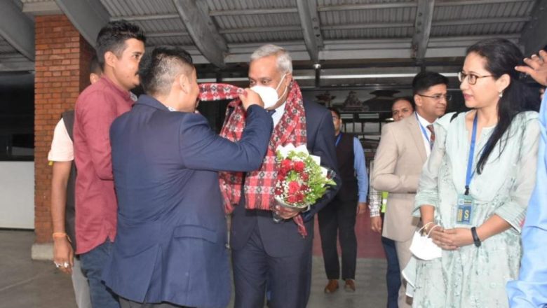 भारतीय राजदूत काठमाण्डौं आइपुगे