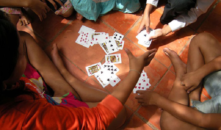 जुवातास खेलिरहेको अवस्थामा ७ जना पक्राउ